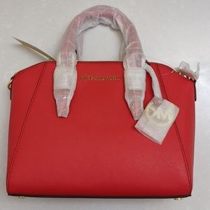 Michael Kors Red Ciara bag medium - Brand New!
